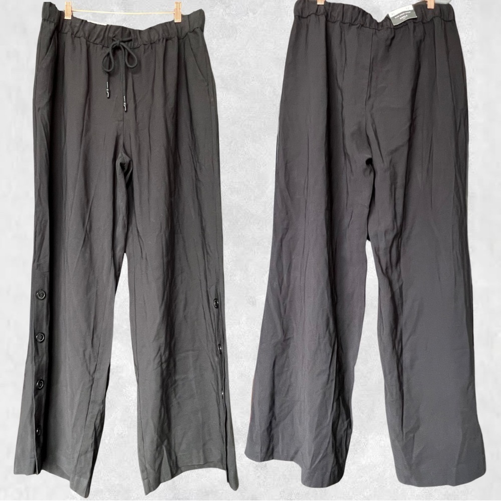 WHO What Wear x Target (size XL) black wide leg pants. Elastic, tie waist